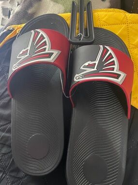 Men's Black & Red Slides Atlanta Falcons